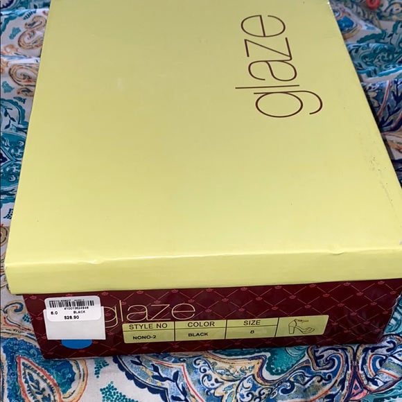 Glaze Black platform heels - Picture 5 of 5